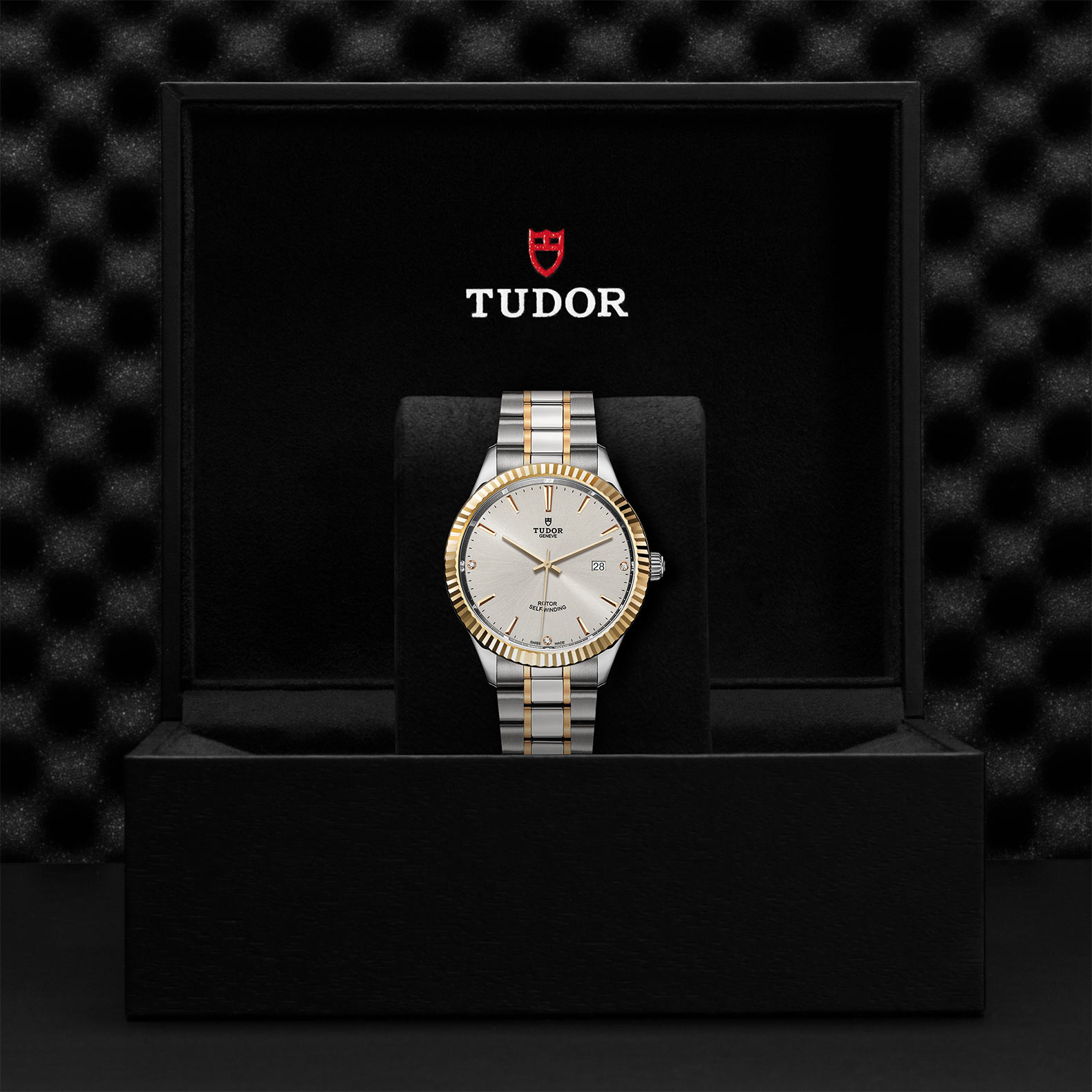 Tudor style fluted bezel cheap